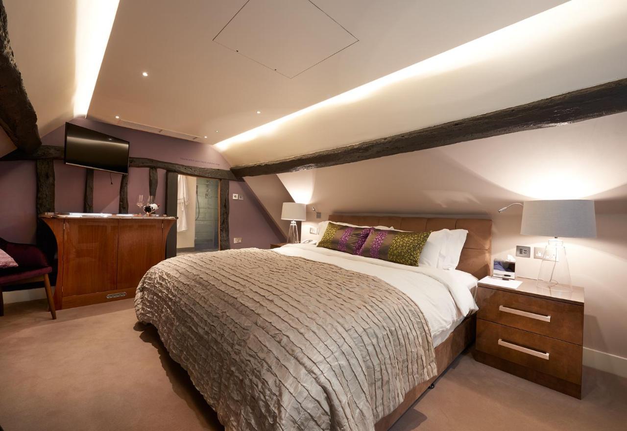 The Dog And Badger Bed & Breakfast Marlow  Rom bilde
