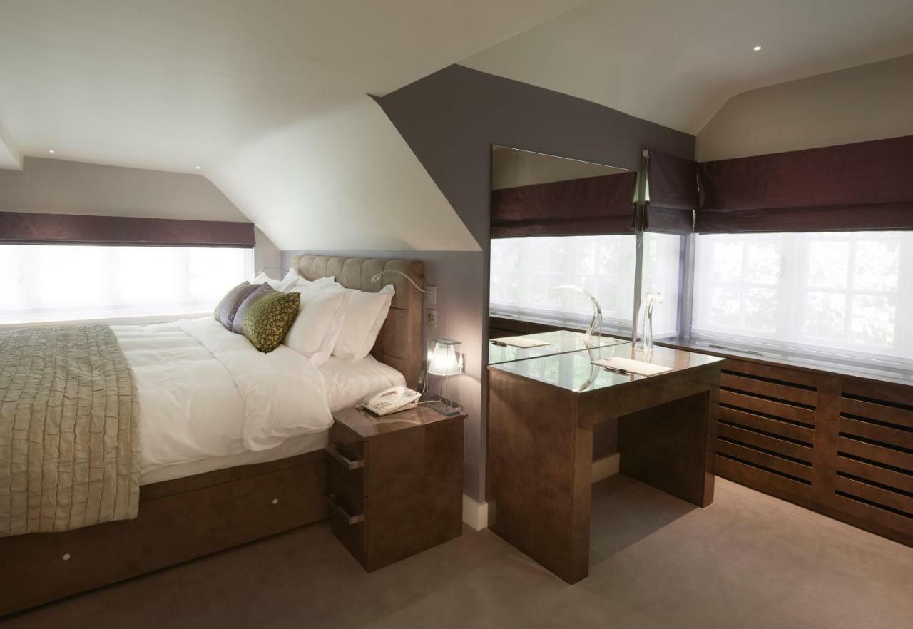 The Dog And Badger Bed & Breakfast Marlow  Eksteriør bilde